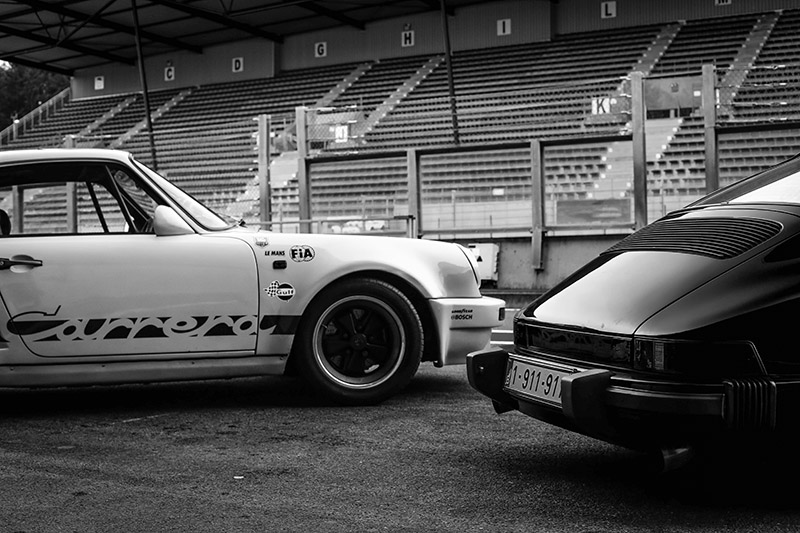 Black and White Photo Porsche 911
