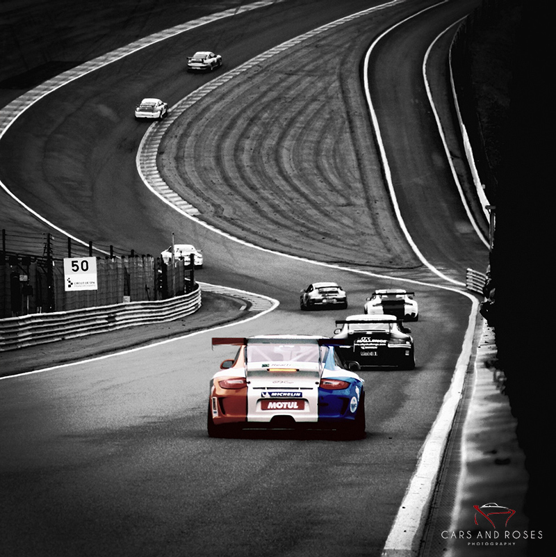 Porsche GT3 in the Raidillon
