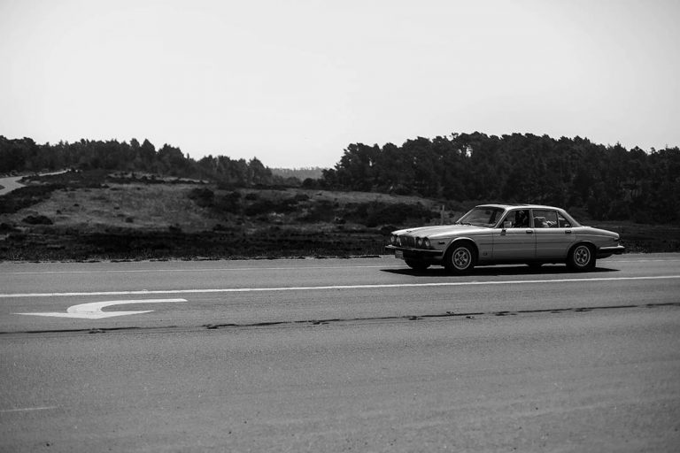 Gifts for British Classic Car Lovers: 8 Fine Art Prints from €78