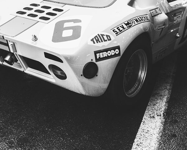 Black and White FORD GT40 Photo