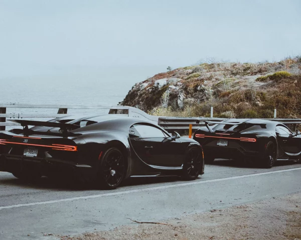 Bugatti Chiron Sport black Big Sur limited edition fine art photography | Cars and Roses